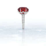 SPINEL AND DIAMOND RING - photo 6