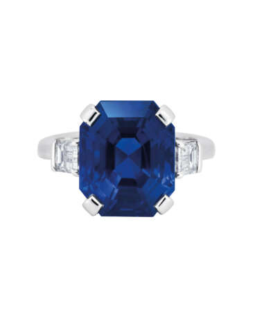 IMPORTANT SAPPHIRE AND DIAMOND RING - фото 1