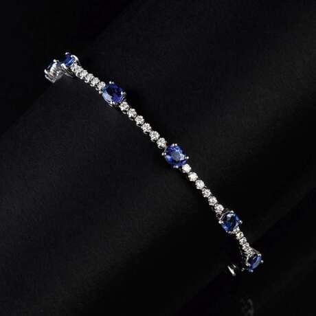 Farbfeines Saphir-Brillant-Armband. - photo 1