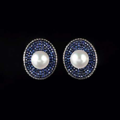 Paar Perlen-Ohrringe mit Saphir- und Brillant-Besatz. - Foto 1