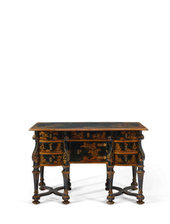 BUREAU MAZARIN D'ÉPOQUE LOUIS XIV - photo 1