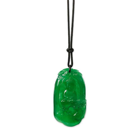 UNIQUE JADEITE PENDENT NECKLACE - фото 1