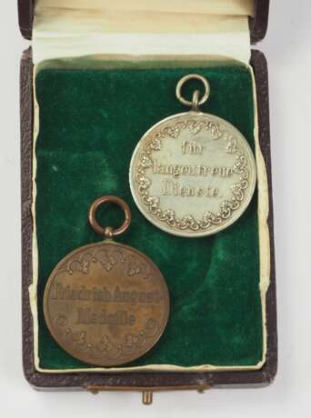 Sachsen: Friedrich-August Medaille, in Bronze, im Etui. - photo 2