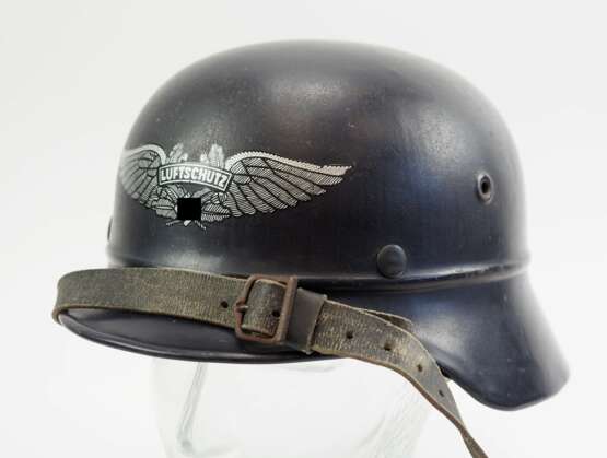 Luftschutz: Stahlhelm. - фото 1