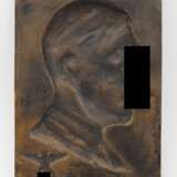 Volkskanzler Adolf Hitler Bronze Plakette - Hiller. - photo 2