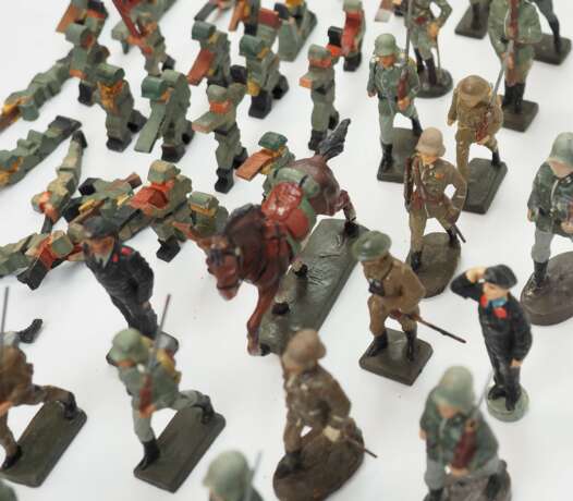 Spielzeug Soldaten - Lot. - фото 3