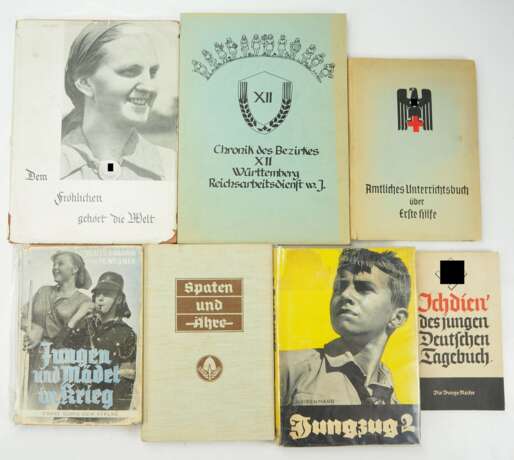 3. Reich: Lot Literatur - BDM, HJ und RAD. - photo 1