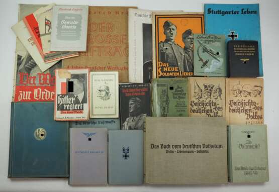 3. Reich: Lot Literatur. - photo 1