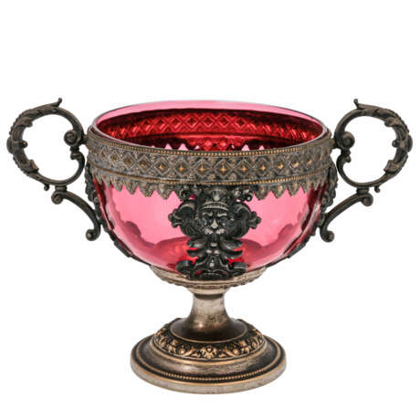 HISTORISMUS Pokal mit Glaseinsatz, versilbert, um 1890. - photo 1