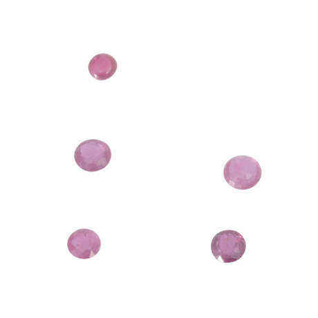 Konvolut 4 pinkfarbene Saphire u. 1 Rubin - Foto 1