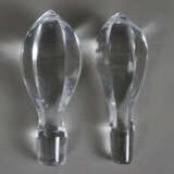 Zwei Glaskaraffen mit Silbermontierung und Flaschenanhängern - Foto 3