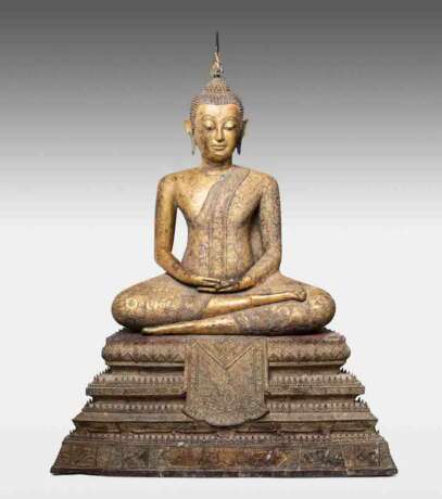 Sehr grosser sitzender Buddha - фото 1
