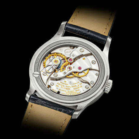 PATEK PHILIPPE. AN EXTREMELY WELL PRESERVED 18K WHITE GOLD WRISTWATCH WITH SWEEP CENTRE SECONDS - Foto 4
