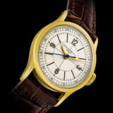 PATEK PHILIPPE. A RARE 18K GOLD WRISTWATCH WITH SWEEP CENTRE SECONDS - photo 1