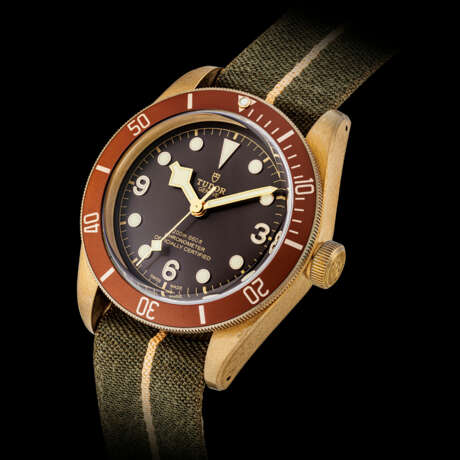 TUDOR. A BRONZE AUTOMATIC WRISTWATCH WITH SWEEP CENTRE SECONDS - photo 1