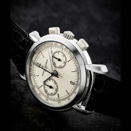 VACHERON CONSTANTIN. A PLATINUM CHRONOGRAPH WRISTWATCH WITH TACHYMETER SCALE - photo 1