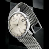 PATEK PHILIPPE. A VERY RARE 18K WHITE GOLD AND DIAMOND-SET AUTOMATIC WRISTWATCH WITH DATE AND BRACELET - фото 1