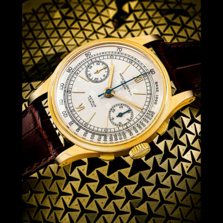 PATEK PHILIPPE. AN EXTREMELY RARE 18K GOLD CHRONOGRAPH WRISTWATCH WITH TACHYMETER SCALE, RETAILED BY ASTRUA TORINO - фото 1