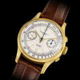 PATEK PHILIPPE. AN EXTREMELY RARE 18K GOLD CHRONOGRAPH WRISTWATCH WITH TACHYMETER SCALE, RETAILED BY ASTRUA TORINO - photo 2