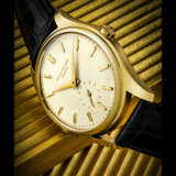 PATEK PHILIPPE. A RARE 18K GOLD AUTOMATIC WRISTWATCH WITH ENAMEL DIAL - фото 1