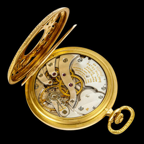 PATEK PHILIPPE. AN UNUSUAL AND POSSIBLY UNIQUE 18K GOLD POCKET WATCH WITH ORNATELY ENGRAVED CASE - фото 6