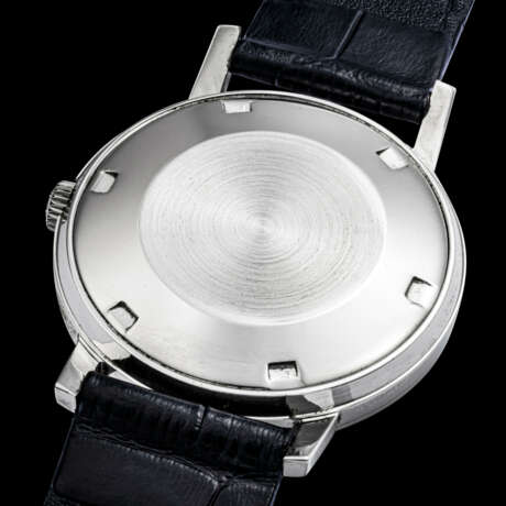 PATEK PHILIPPE. A RARE STAINLESS STEEL AUTOMATIC WRISTWATCH - photo 2