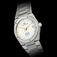 IWC. A STAINLESS STEEL AUTOMATIC WRISTWATCH WITH SWEEP CENTRE SECONDS, DATE AND BRACELET