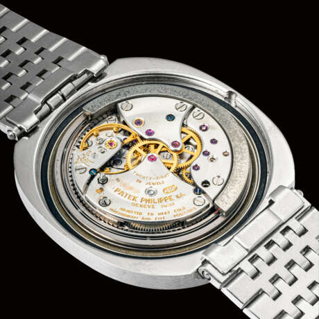 PATEK PHILIPPE. A STAINLESS STEEL AUTOMATIC WRISTWATCH WITH SWEEP CENTRE SECONDS AND BRACELET - фото 3