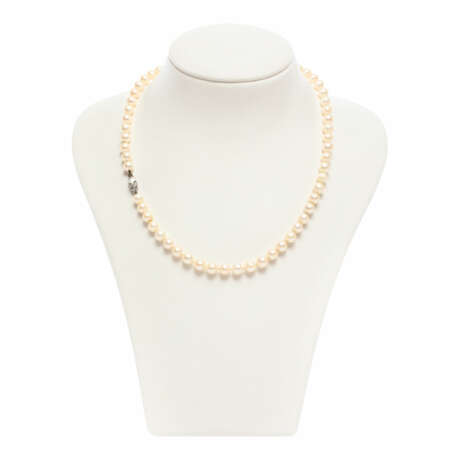 Matinee Perlenkette mit Diamantschließe - фото 1