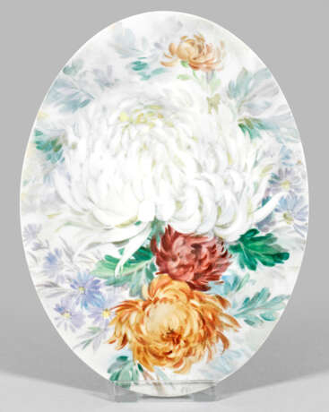 Kleines Porzellanbild mit Chrysanthemenmalerei von - фото 1