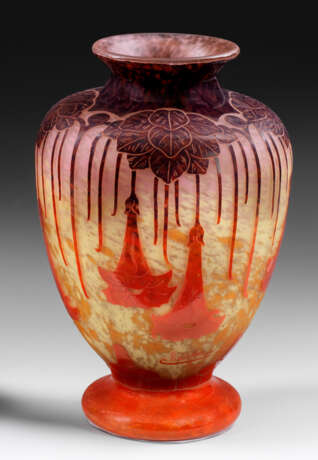 Große Art Déco-Vase mit "Daturas"-Dekor von Schneider - photo 1