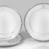 Zwei Teller mit Anbietplatte im Empirestil - Foto 1