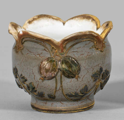 Kleine Jugendstil- Vase mit Stachelbeerdekor - Foto 1