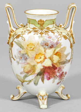 Prächtige Henkelvase mit Blumendekor in Weichmalerei - photo 1