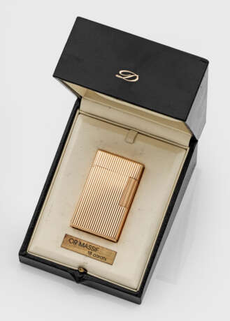 Luxuriöses Gold-Feuerzeug von S.T. Dupont-"Ligne 2", Paris - фото 1