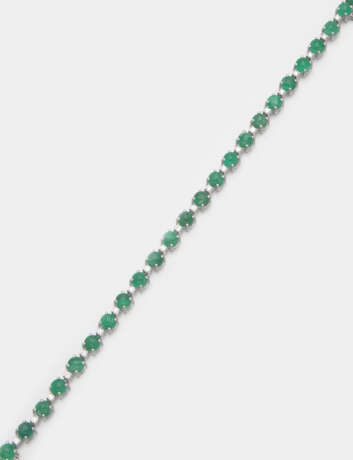 Elegantes Smaragd-Armband - Foto 1