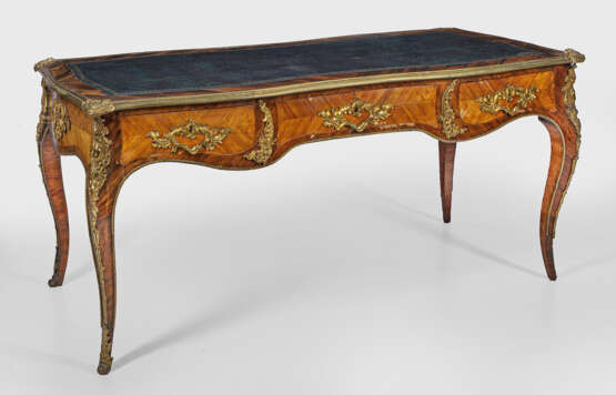 Großes Louis XV-Bureau plat - Foto 1