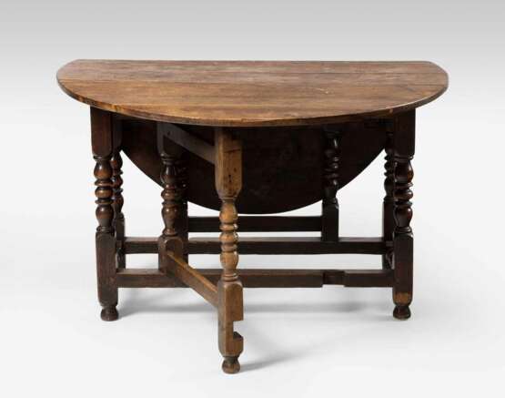 Gateleg Table - photo 1