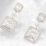 Ohrringe: außergewöhnliche Diamantohrringe mit raffiniert gefassten Baguette-Diamanten, 3,8ct - Foto 3