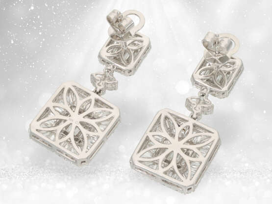 Ohrringe: außergewöhnliche Diamantohrringe mit raffiniert gefassten Baguette-Diamanten, 3,8ct - Foto 4