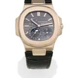 Patek Philippe - photo 1