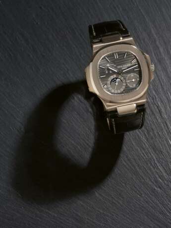 Patek Philippe - фото 3