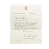 Brief aus dem Sekretariat von LADY DIANA (1961-1997) - 15-zeiliges einseitiges Typoskript - photo 2