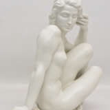 MEISSEN, Skulptur "Die Sinnende", Porzellan, um 1940. - photo 3