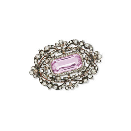 LATE 19TH CENTURY PINK TOPAZ AND DIAMOND BROOCH - photo 1