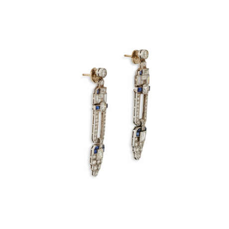 SAPPHIRE AND DIAMOND EARRINGS - фото 3