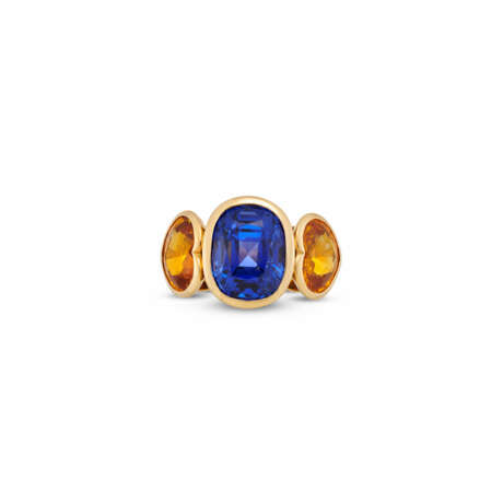 SAPPHIRE AND COLOURED SAPPHIRE RING - Foto 2