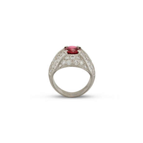 NO RESERVE | SPINEL AND DIAMOND RING - фото 4