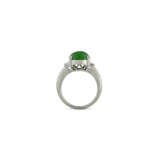 NO RESERVE | JADEITE AND DIAMOND RING - фото 4