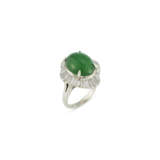 NO RESERVE | JADEITE AND DIAMOND RING - Foto 1